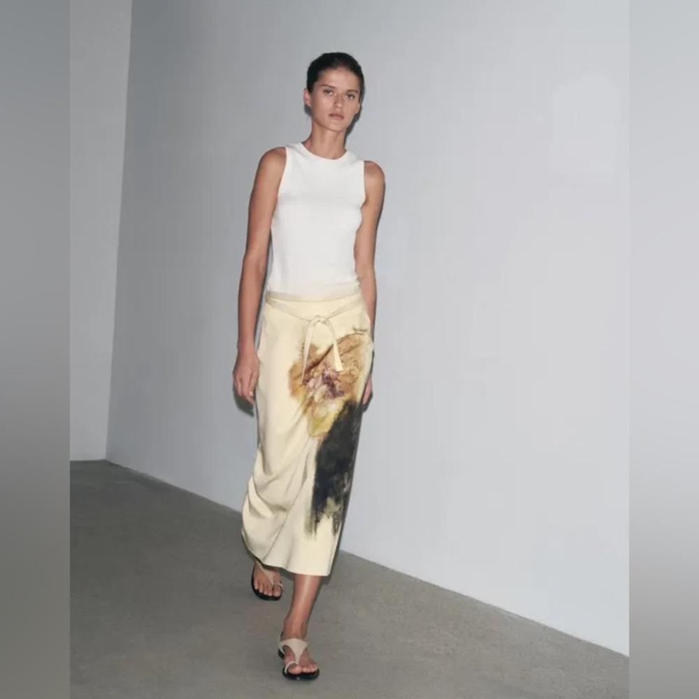 Zara Cream and Brown Midi Skirt